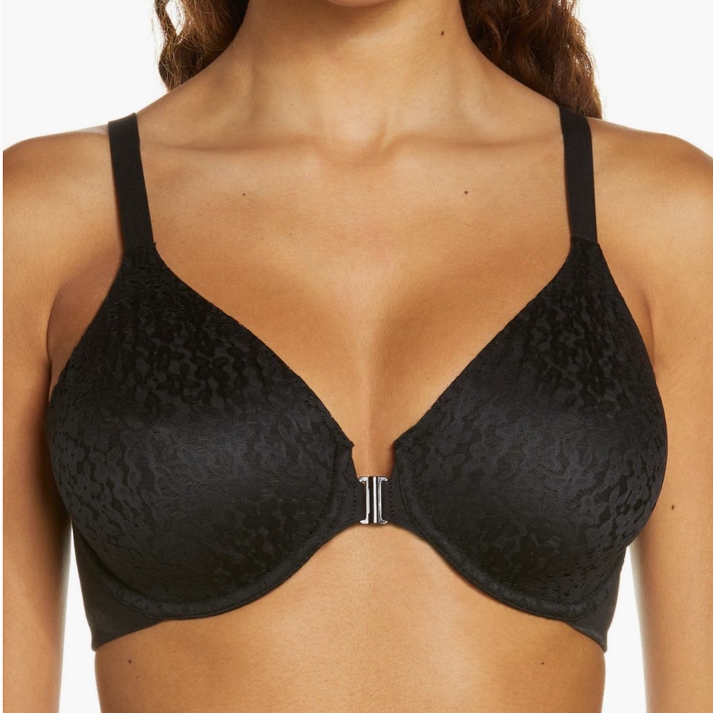 Chantelle Norah Black Front-Closure Bra